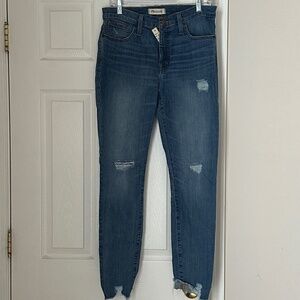 Brand New with tags Madewell 9" High Rise Skinny Jeans Distressed Size 30
